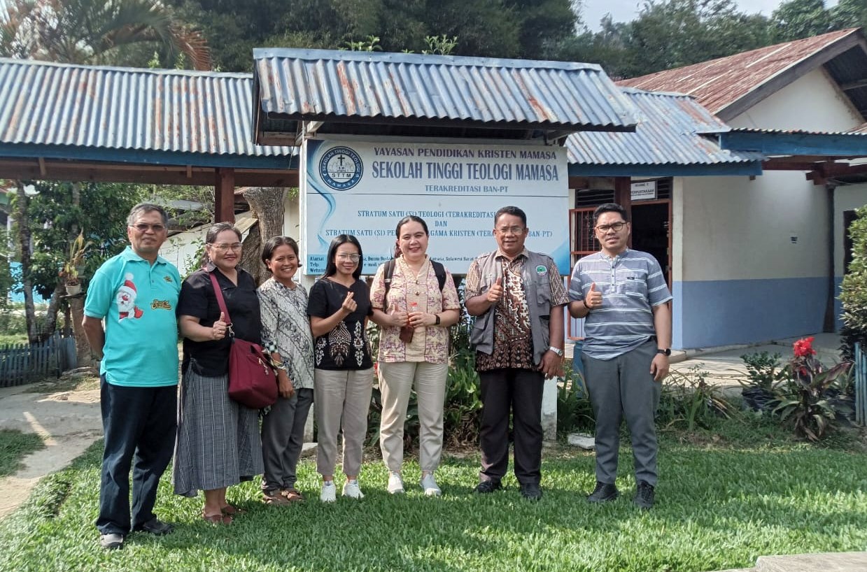UKDW dan OASE INTIM Kunjungi STT Mamasa, Jejaki Peluang Kerja Sama ke Depan